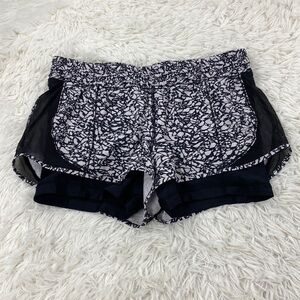 Lululemon Work Out To Water Short Ice Breaker White Black / Black